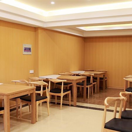 Greentree Inn Zhejiang Taizhou Tiantai Bus Station Express Hotel Екстериор снимка
