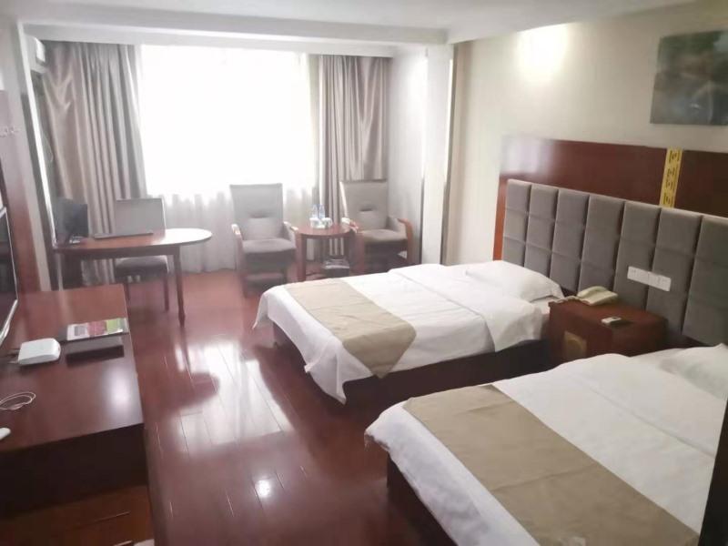 Greentree Inn Zhejiang Taizhou Tiantai Bus Station Express Hotel Екстериор снимка