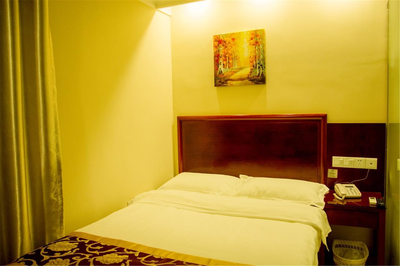Greentree Inn Zhejiang Taizhou Tiantai Bus Station Express Hotel Екстериор снимка