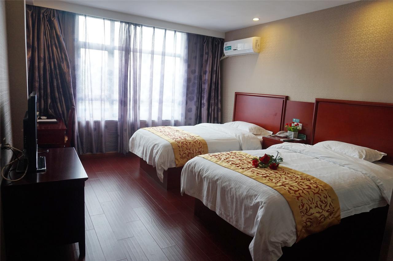 Greentree Inn Zhejiang Taizhou Tiantai Bus Station Express Hotel Екстериор снимка