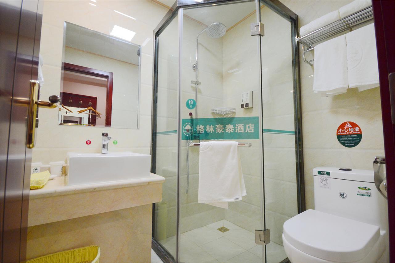 Greentree Inn Zhejiang Taizhou Tiantai Bus Station Express Hotel Екстериор снимка