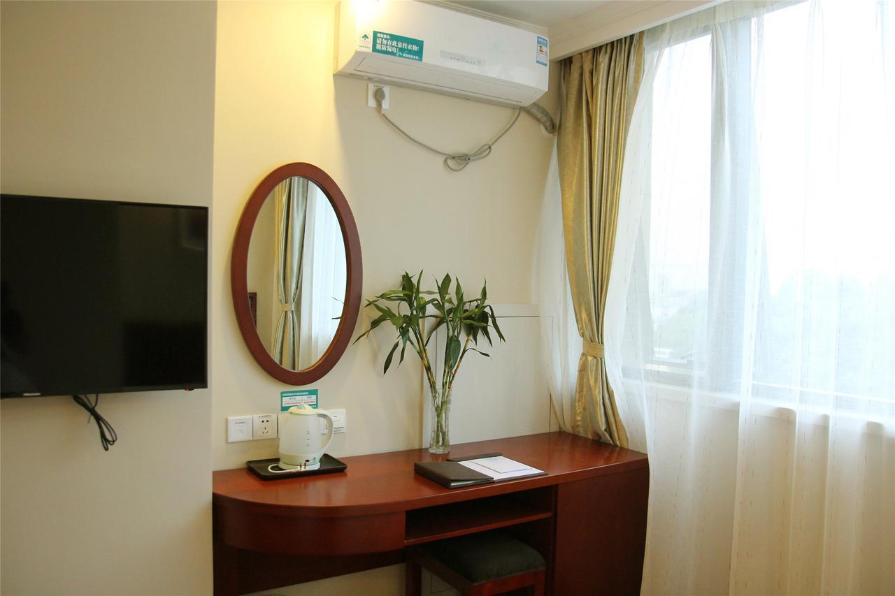 Greentree Inn Zhejiang Taizhou Tiantai Bus Station Express Hotel Екстериор снимка