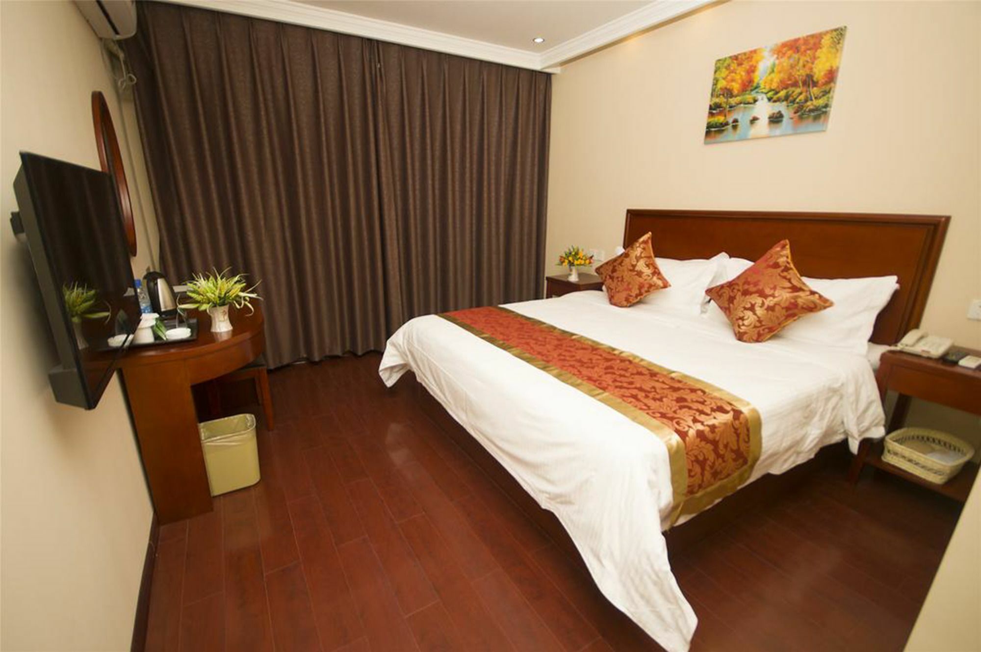 Greentree Inn Zhejiang Taizhou Tiantai Bus Station Express Hotel Екстериор снимка